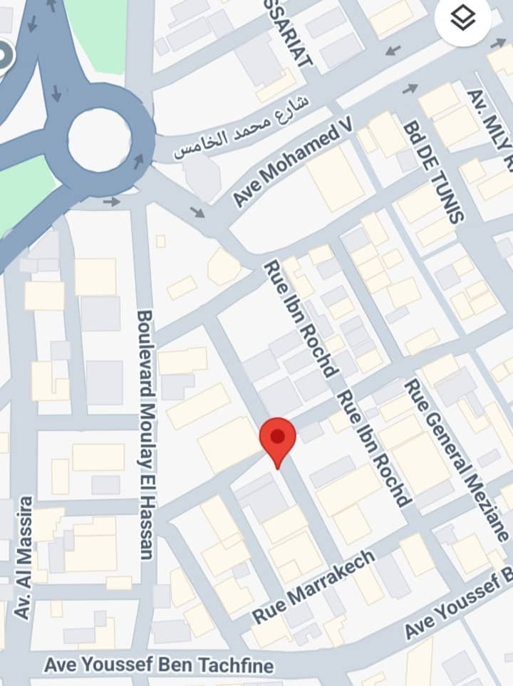 Dental clinic, Hollywood smile, implants, periodontitis